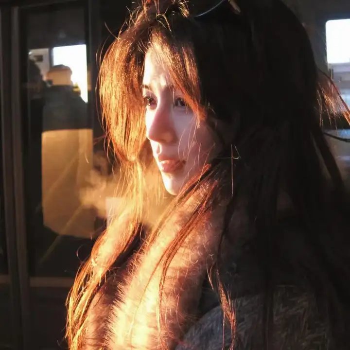 女收藏家